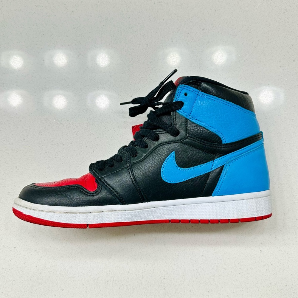 Nike Air Jordan 1 Retro High NC TO CHI CD0461-046 Sneakers - Picture 2 of 8